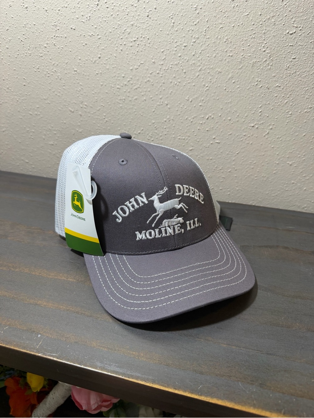 John Deere Gray & White Mesh Logo Cap NWT